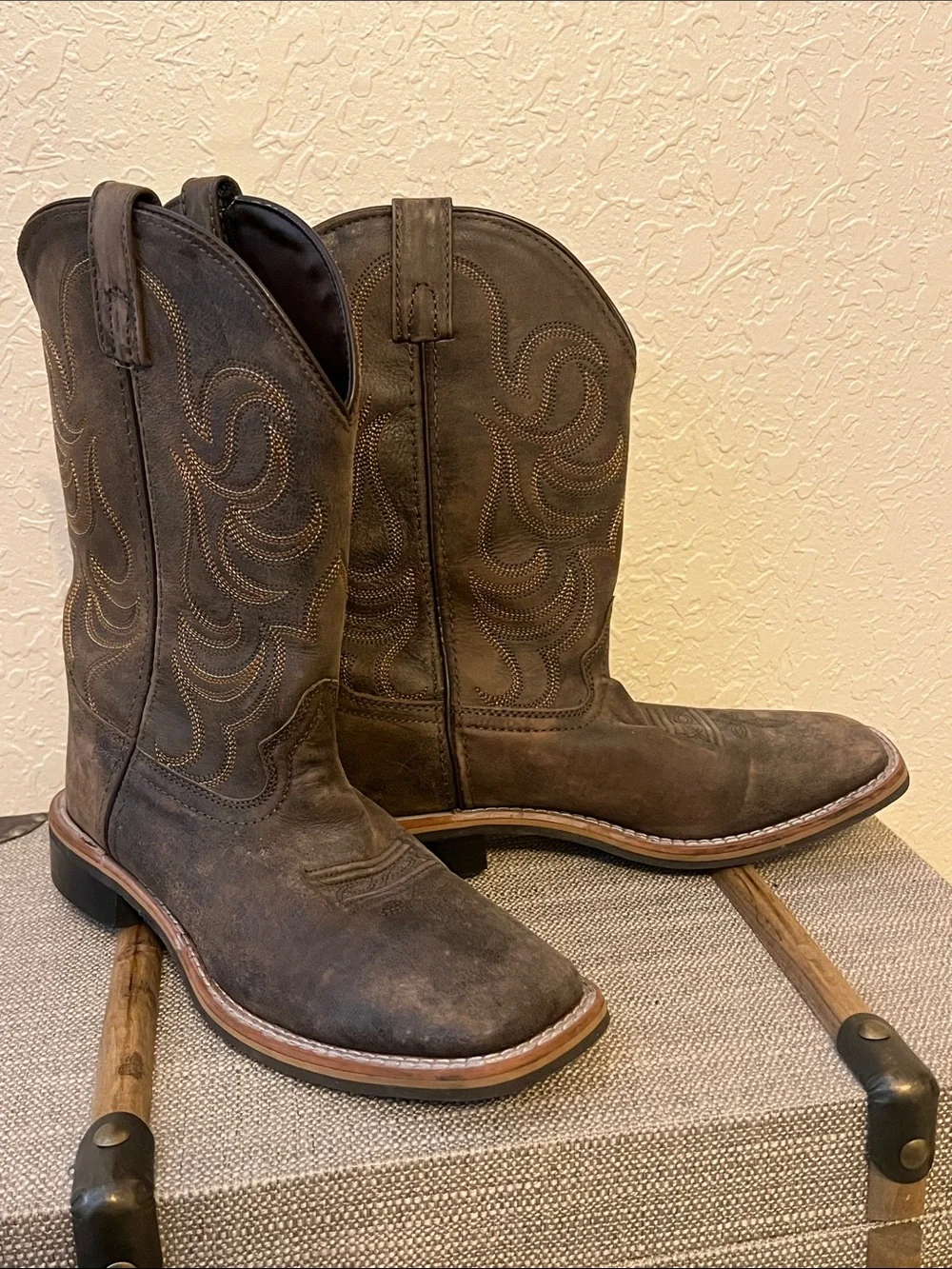 SMOKEY MOUNTAIN Boys Western Boots Style 3850Y Size 4.5 Brown